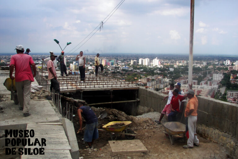 Construcción del Mirador en el año 2007.